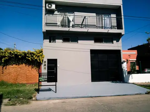 Departamento en Alquiler en primer piso por escalera a estrenar