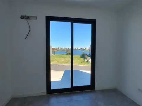 Casa a la Laguna en Santa Ana Villanueva