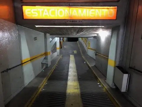 Garaje 2 Plantas1500m2 subsuelo 100 autos