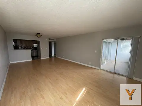Departamento en venta - 2 Dormitorios 2 Baños - Lauderhill
