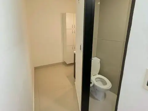 Local en Venta en Macrocentro, USD 130.000