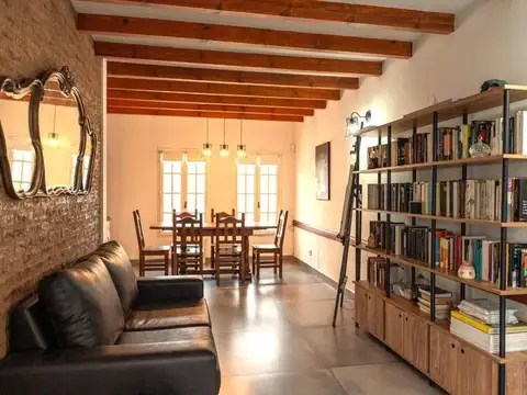 Depto Tipo Casa en Venta con 1 cocheras