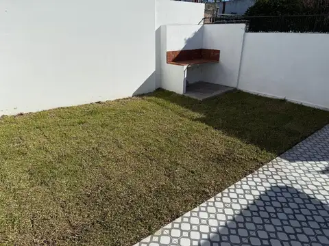 Departamento de Pasillo Único - Rioja 5300, Rosario