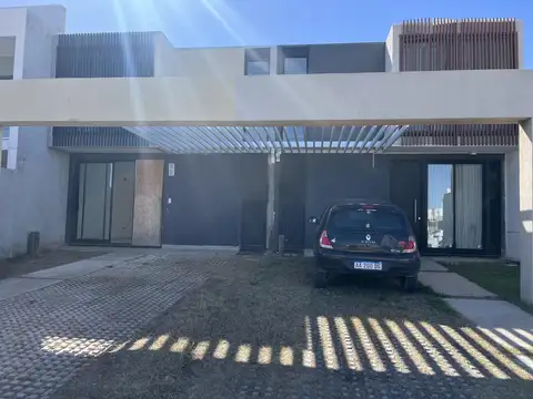 Casa en Venta en Cordoba, USD 152.000