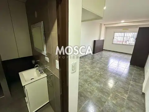 MONOAMBIENTE EN ALQUILER MORENO CENTRO