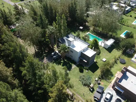 (Puerto Roldán) VENTA | PERMUTA - 3 dormitorios, piscina -  APTO CRÉDITO