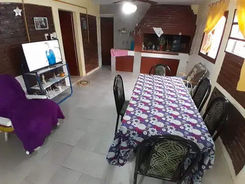 VENTA CASA QUINTA 2 DORM PILETA ALTOS DEL SAUCE