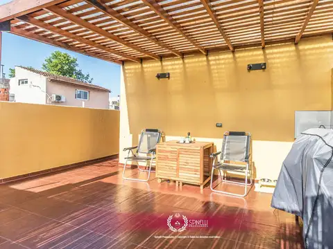Depto Tipo Casa en Venta de 4 ambientes