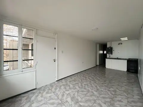 Departamento en Alquiler en Godoy Cruz, $ 380.000