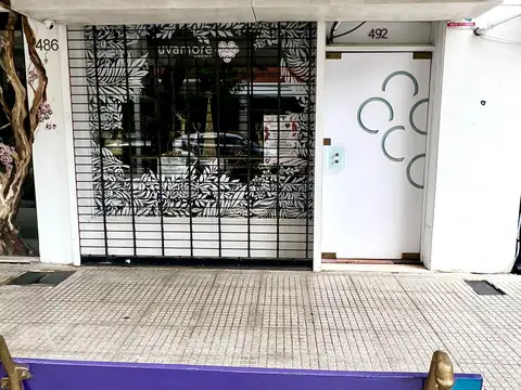 Local en Alquiler Via Púb.