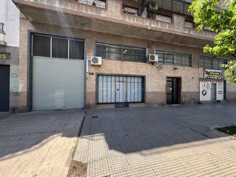 ALQUILER DEPOSITO CON LOCAL EN PARQUE CHACABUCO
