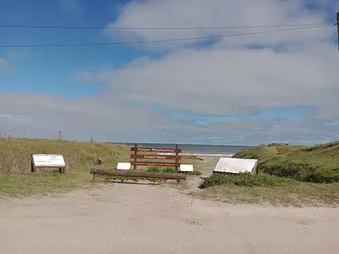 VENTA LOTE 443,97 M2 CAMET NORTE CERCA DEL MAR 