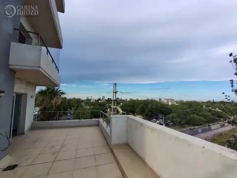 Departamento en Alquiler con 1 cocheras