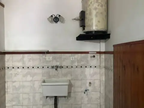 PH EN ALQUILER IDEAL UNA PERSONA/PAREJA