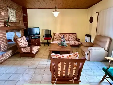 Casa en Venta en Centro De Lujan, USD 190.000