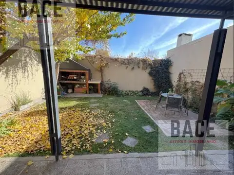 Depto Tipo Casa en Venta de 3 dormitorios
