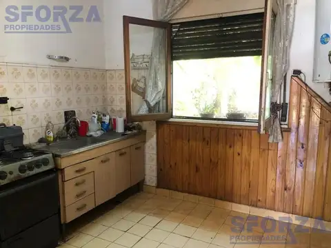 Casa en Venta con 1 cochera