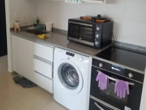 Departamento en Alquiler en Bernal, $ 700.000