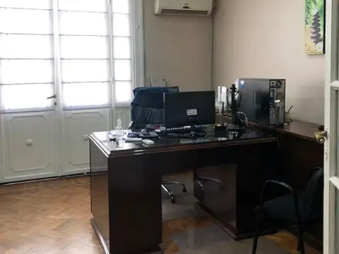 Oficina en Venta al Este