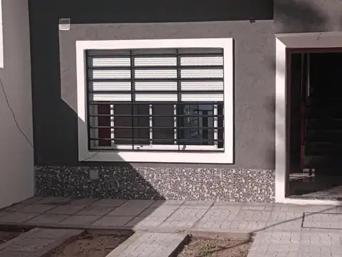 Departamento en Venta en Villa Gobernador Udaondo, USD 125.000