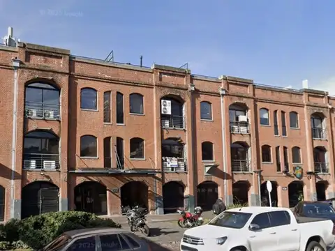 Avenida Alicia Moreau De Justo 1700