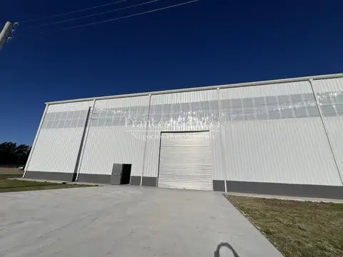 Galpón Nave Industrial en alquiler en el Parque Industrial SILAO en General Rodríguez