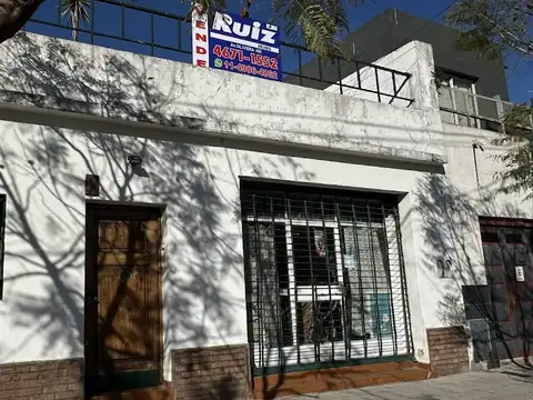 4 AMBIENTES CON LOCAL