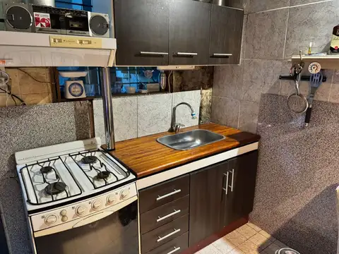 Depto Tipo Casa en Venta 50 años