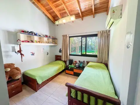 5 AMBIENTES PISCINA QUINCHO PARRILLA COCHERA