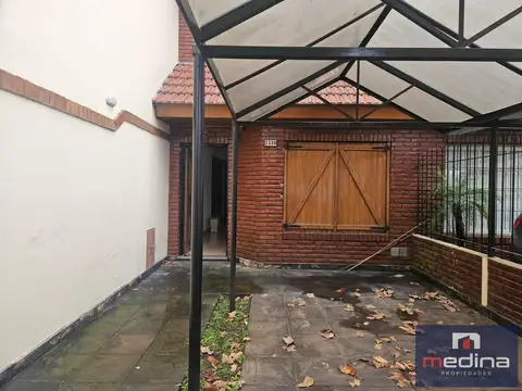 Casa en Alquiler en Chilavert, $ 1.499.000