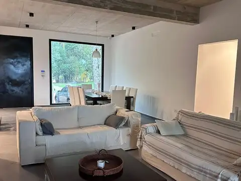 Casa en Alquiler Temporal A Estrenar