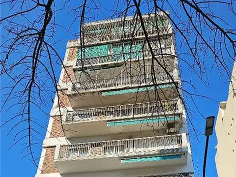 ALBERTI 600, Piso 7