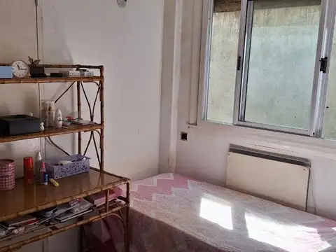 Depto Tipo Casa 7 ambientes con 2 baños