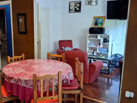 Depto Tipo Casa en Venta 51 años
