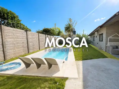 Casa con pileta parque Francisco Alvarez