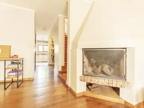 VENTA CASA 5 AMB 270 M2 DOBLE COCHERA REMEDIOS DE ESCALADA LANUS