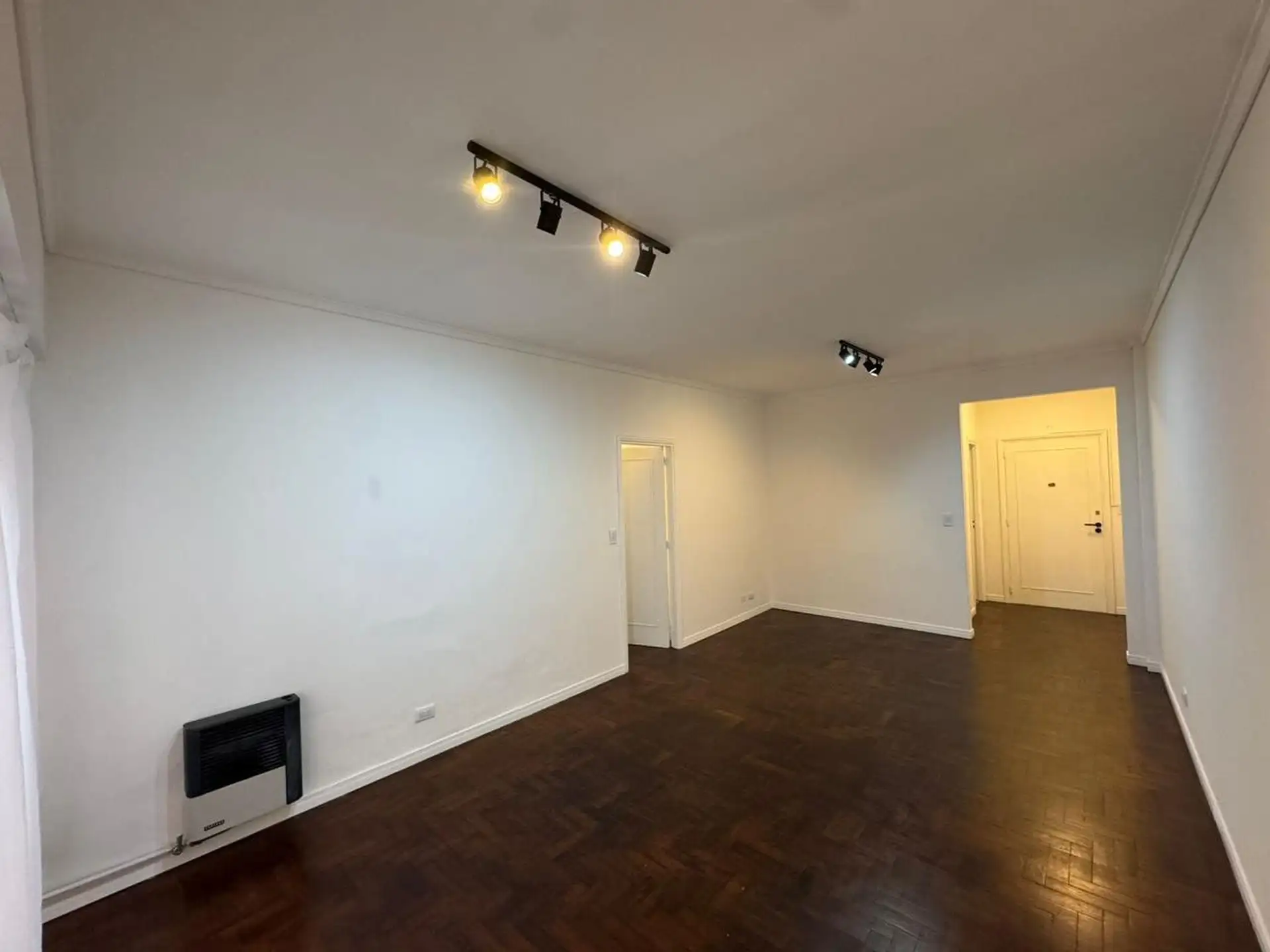 VENTA 3 AMB. CENTRO - ENTRE RIOS 2100