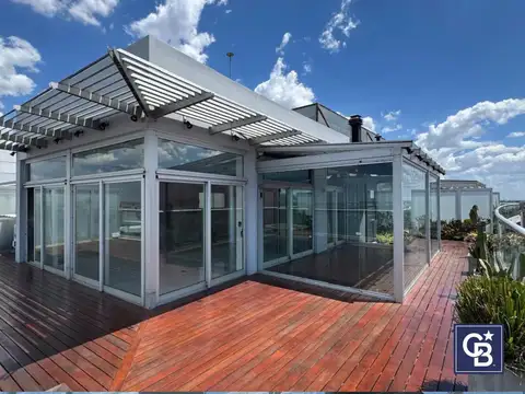 Venta de exclusivo Departamento/Dúplex con terraza, jacuzzi y vista al río en La Palmera, Olivos