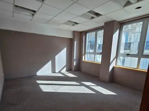 Avenida Belgrano 600, Piso 6