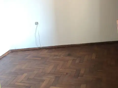 Departamento 5 ambientes con 2 baños
