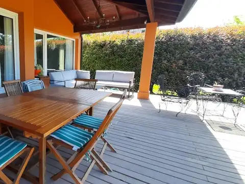 Casa En Alquiler Con Pileta Mes Diciembre Y Enero 2025