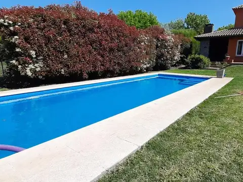 Casa 6 ambientes con 4 baños