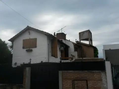 Casa en Alquiler en Bella Vista, $ 1.300.000