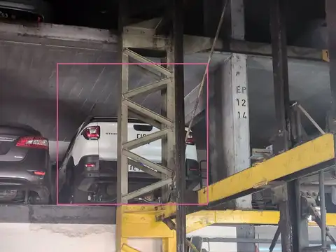 VENTA COCHERA CENTRO 