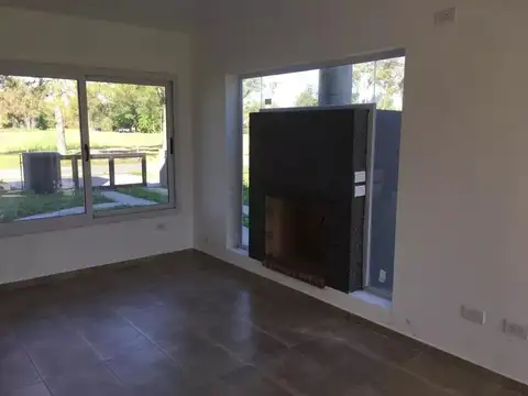 Depto Tipo Casa en Venta de 3 ambientes