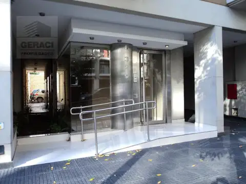 Excelente semipiso de 3 ambientes con cochera - Caballito