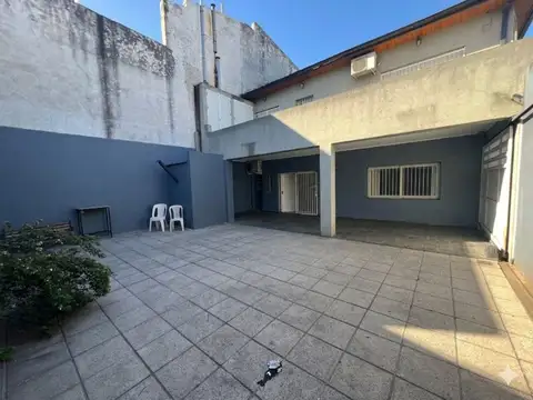 Casa en Venta en Valentin Alsina, USD 224.900