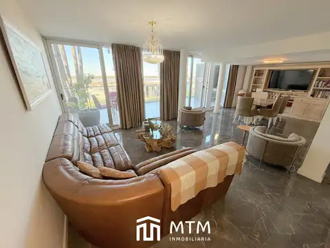 Departamento en Venta en Alberdi, USD 530.000