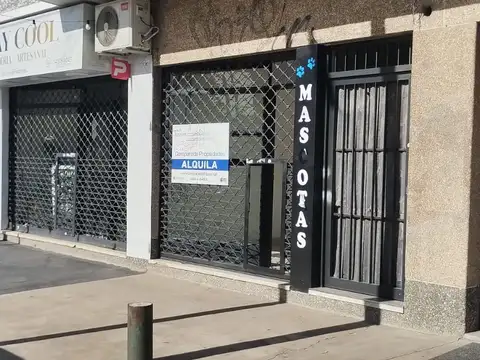 Local en Alquiler Via Pública