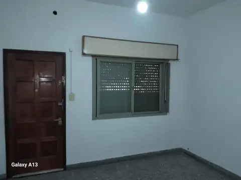 Venta casa de 3 amb s/350 m² de terreno